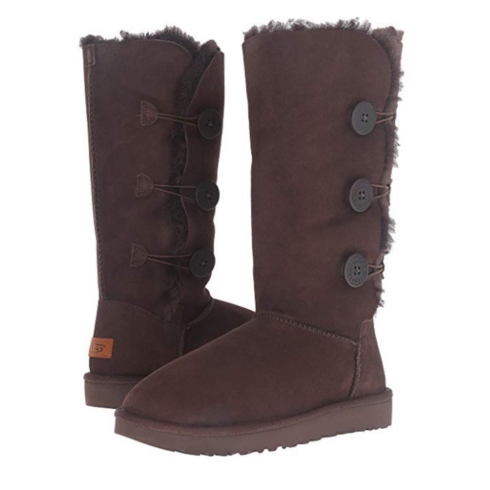 NWT UGG bailey button tall boots, chocolate